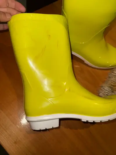 Botas de lluvia amarillas ugg - miniatura 4