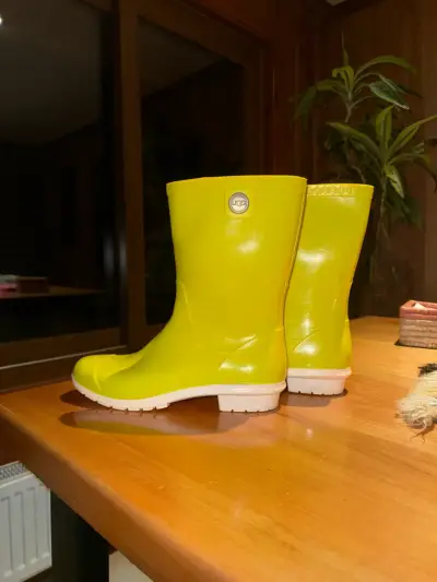 Botas de lluvia amarillas ugg - miniatura 5