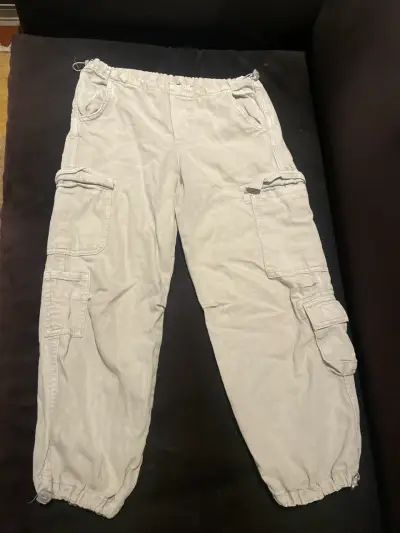Pantalones cargo beige niña - miniatura 1