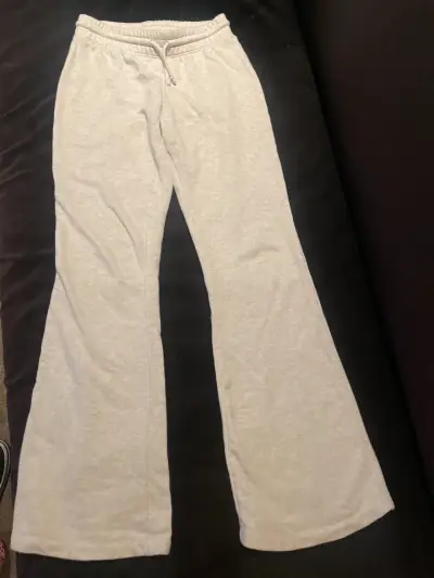 Pantalones deportivos grises niña - miniatura 1