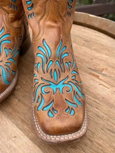 Botas vaqueras cuero y turquesa - miniatura 4