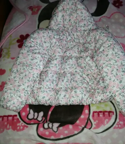 Chaqueta infantil floral con capucha talla 10 - miniatura 2