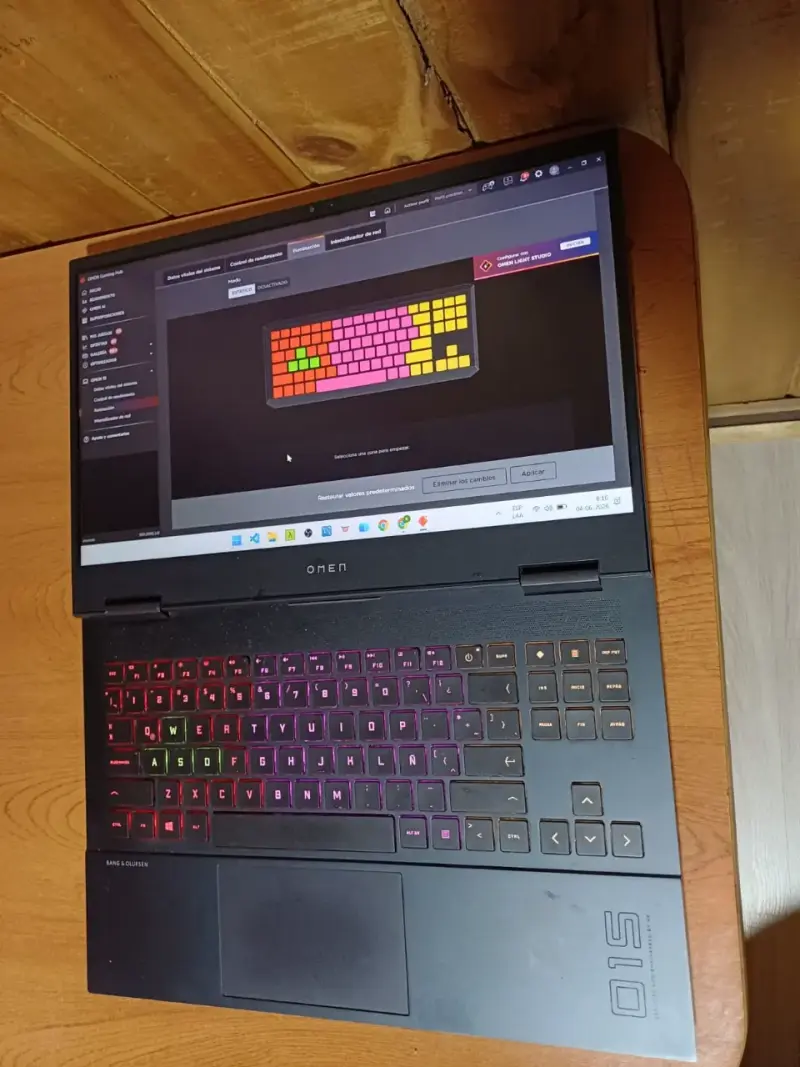 HP Gaming OMEN 15 Ryzen 7 4800H RTX 2060 16GB RAM - 3
