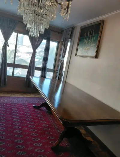 Mesa maciza de castaño 2,30 m x 1,10m - miniatura 1