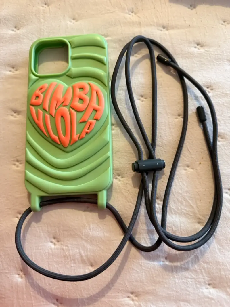 Carcasa verde con cordón Bimba Y Lola - 1