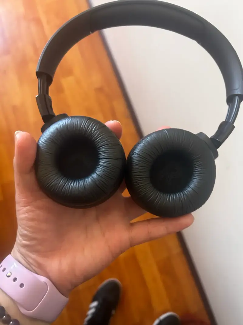 Auriculares Bluetooth negros - 3