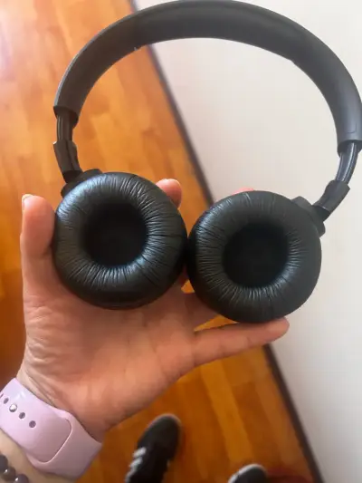 Auriculares Bluetooth negros - miniatura 3