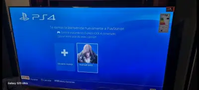 Consola de videojuegos Sony PS4 con controles - miniatura 4