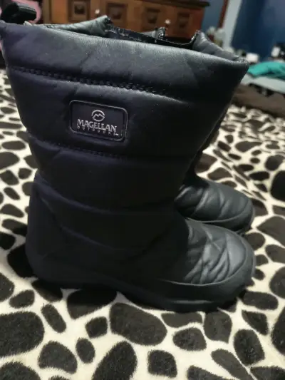 Botas negras Magellan Outdoor - miniatura 1