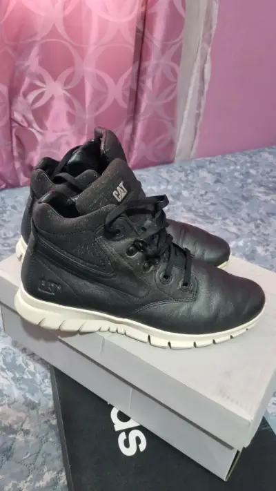 Botas CAT negras para mujer - miniatura 1