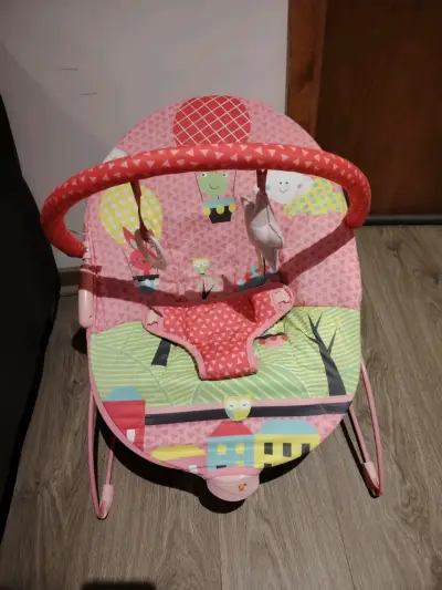 Silla mecedora para bebé - miniatura 1
