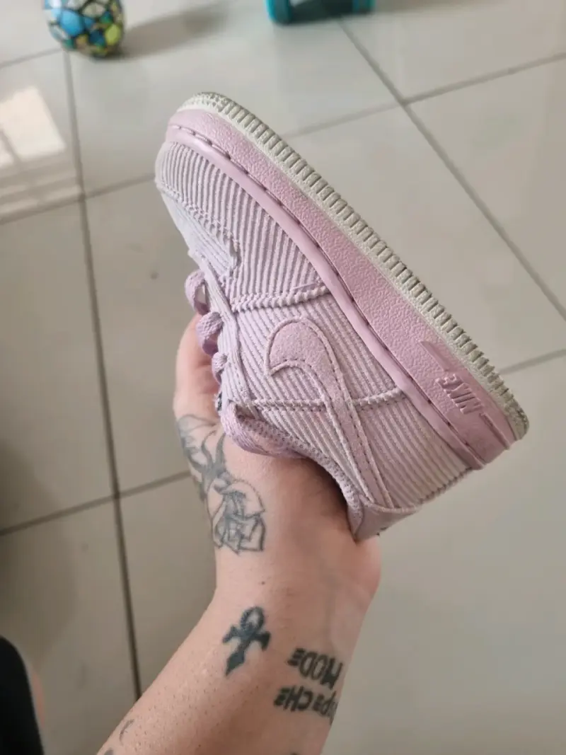 Zapatillas rosas Nike para niños - 4
