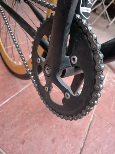 Bicicleta P3CYCLES fixie negra y amarilla - miniatura 4