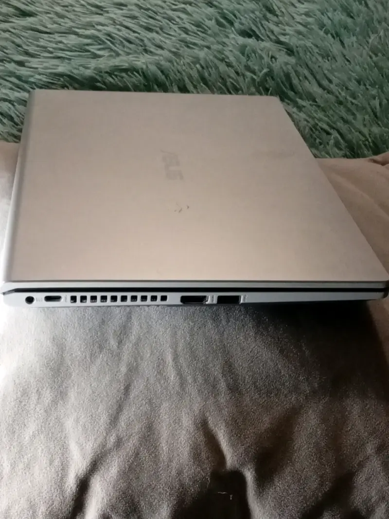 Notebook ASUS plateado - 4