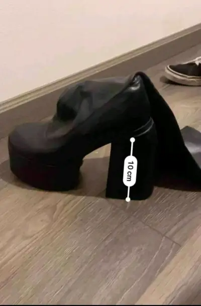 Botines de plataforma negros - miniatura 1