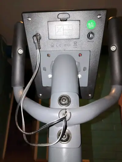 Máquina elíptica Magnaship KD310 - miniatura 5