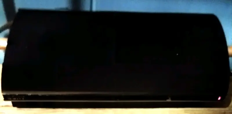 Consola de videojuegos negra - 1