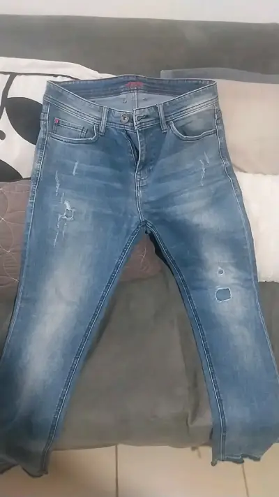 Jeans azul desgastado - miniatura 1