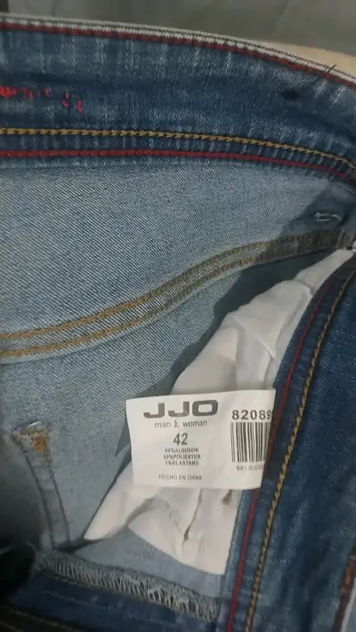 Jeans azul desgastado - miniatura 2