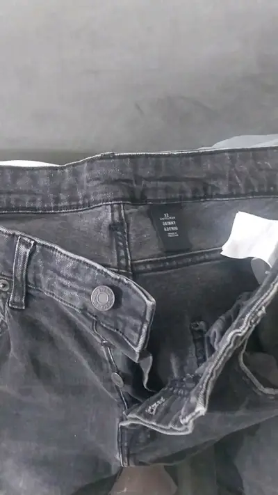 Jeans azul desgastado - miniatura 6