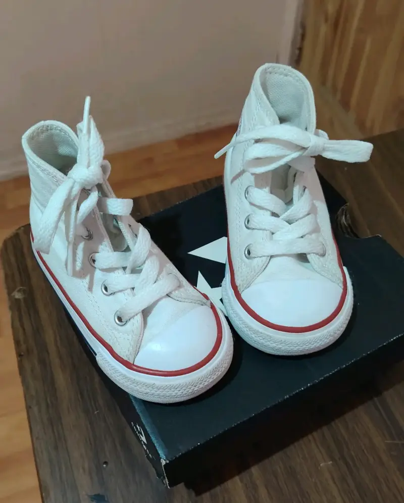 Zapatillas Converse Chuck Taylor blancas - 3