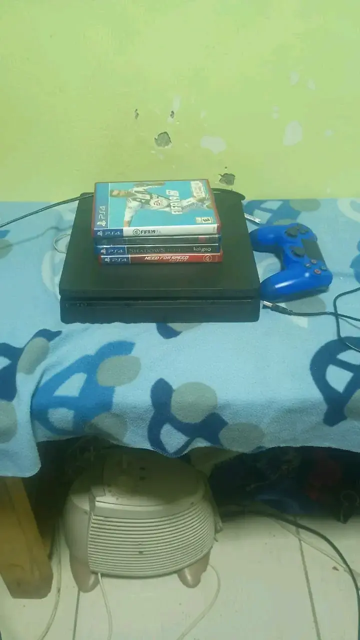 Consola PS4 con control con 4 juegos elegidos - 5