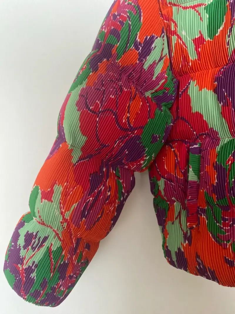 Chaqueta infantil estampada con etiqueta - 3