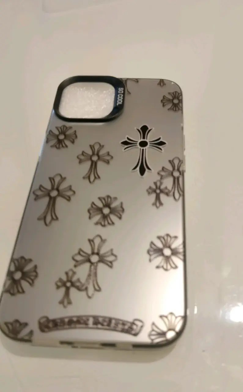 Carcasa iPhone 14 Chome hearts