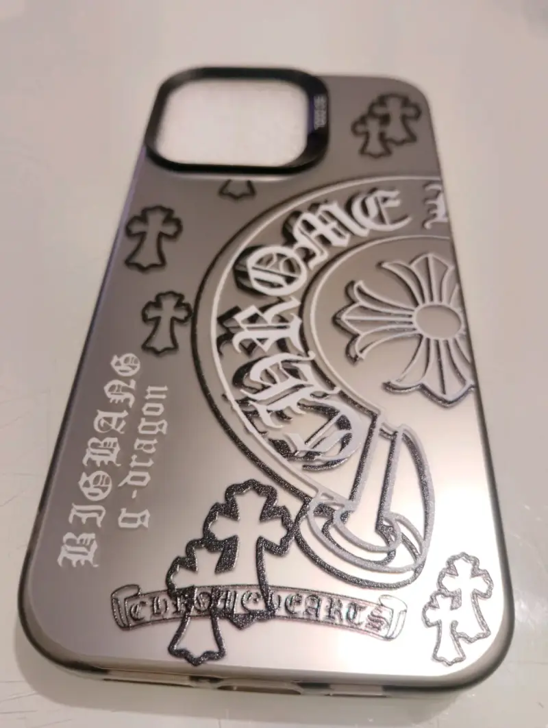 Carcasa iPhone 15 pro max chome hearts