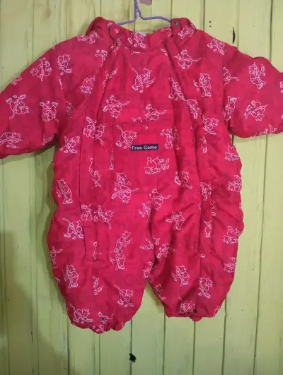 Enterito rojo para bebé - miniatura 1