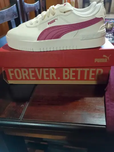 Zapatillas Puma blancas y rosadas - miniatura 3