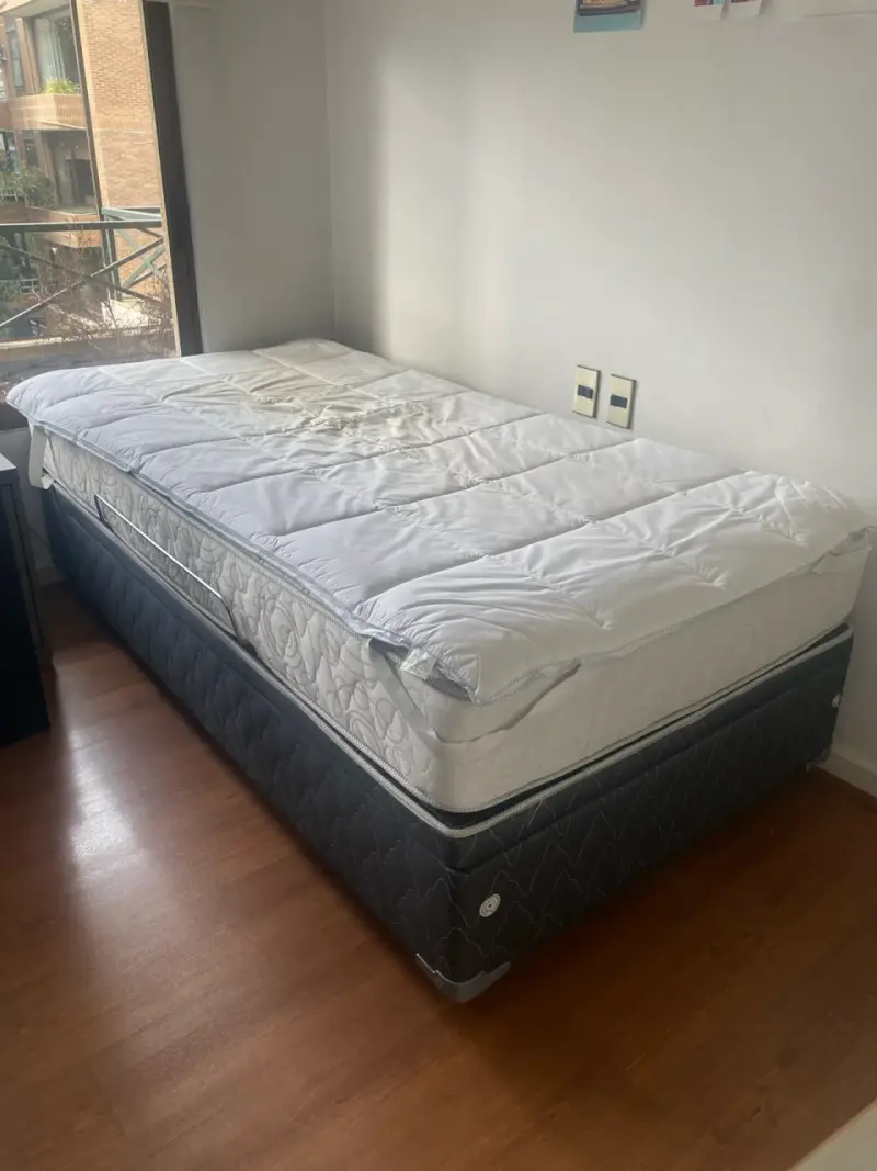 Cama y colchón tamaño Plaza y medía - 2