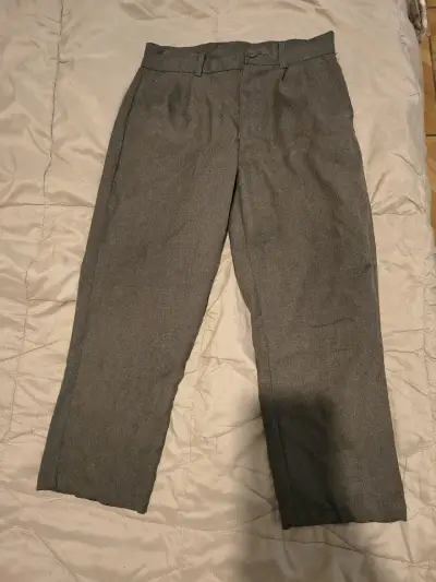 Pantalón gris formal - miniatura 1
