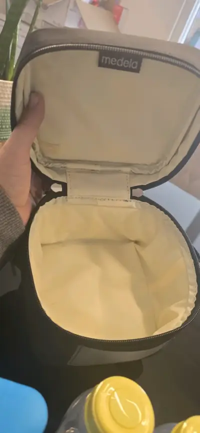 Set de botellas Medela con bolsa térmica - miniatura 4