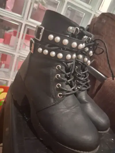 Botines negros con tachas 37 - miniatura 1