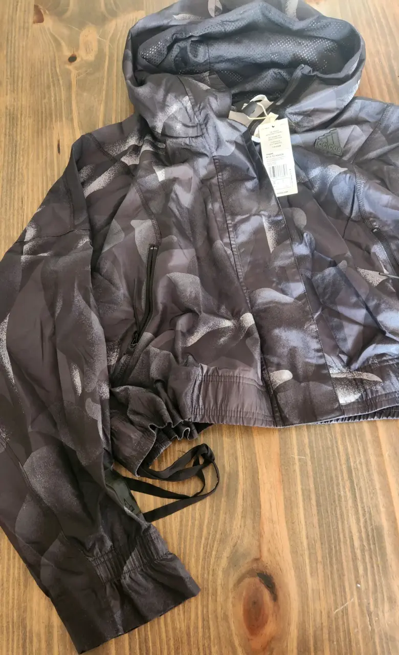 Chaqueta deportiva camuflada negra - 4