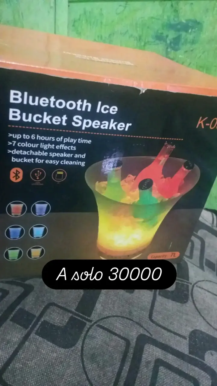Speaker con cubeta iluminada Bluetooth