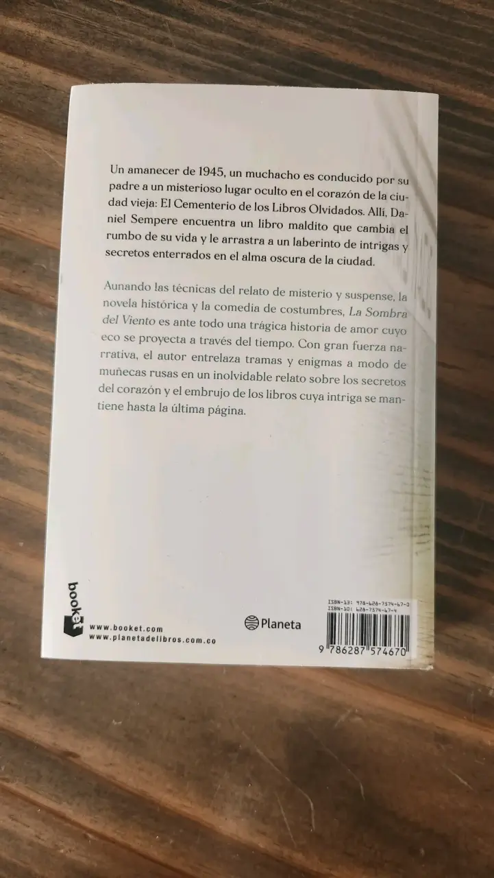Libro 'La Sombra del Viento' - 3