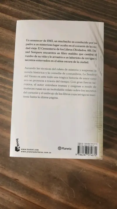 Libro 'La Sombra del Viento' - miniatura 3