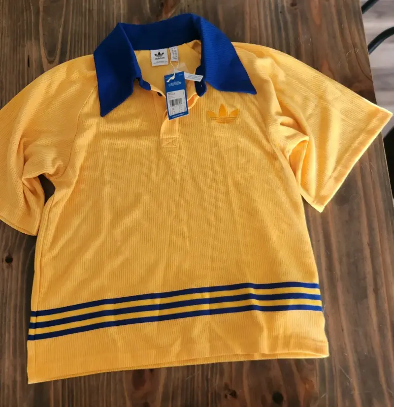Polera punto Adidas,amarilla con cuello azul - 6