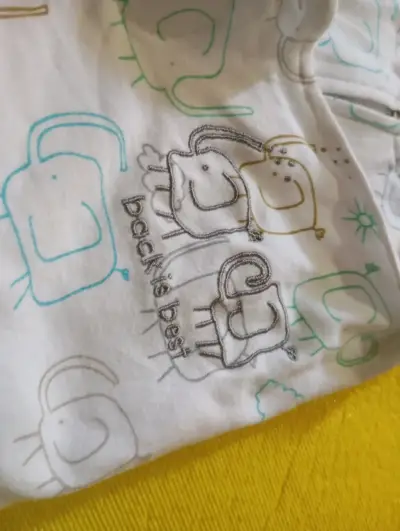 Saco de dormir bebé con estampado - miniatura 2