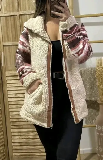 Polar con diseño étnico - miniatura 2