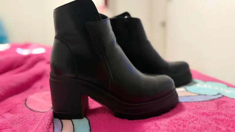 Botines negros con plataforma - 1