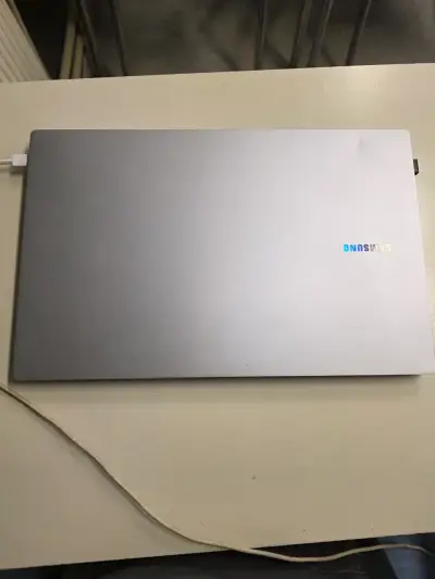 Samsung Galaxy Book 4 - miniatura 3