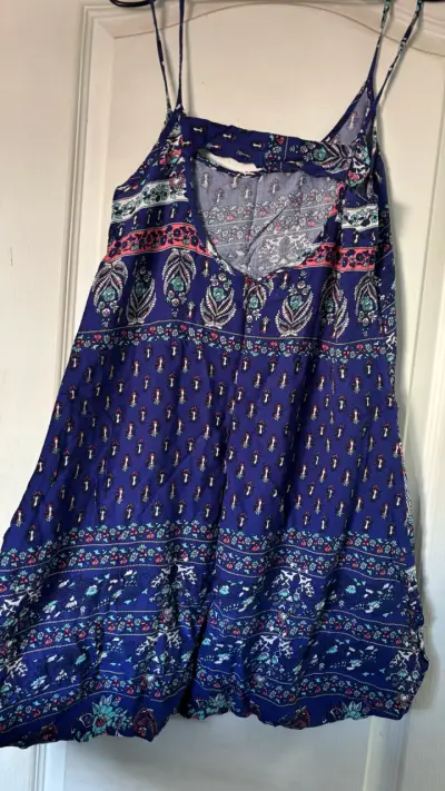 Vestido estampado floral azul - miniatura 3