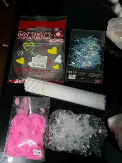 Kit globos BOBO con accesorios - miniatura 1