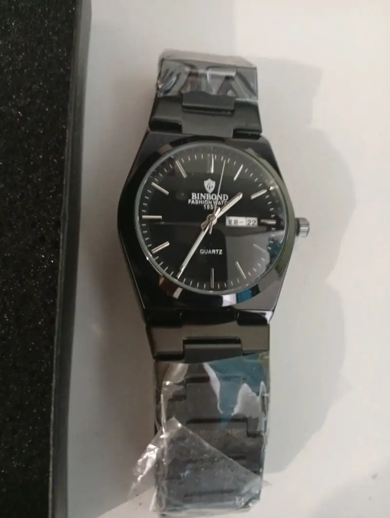 Reloj de pulsera negro elegante - 2