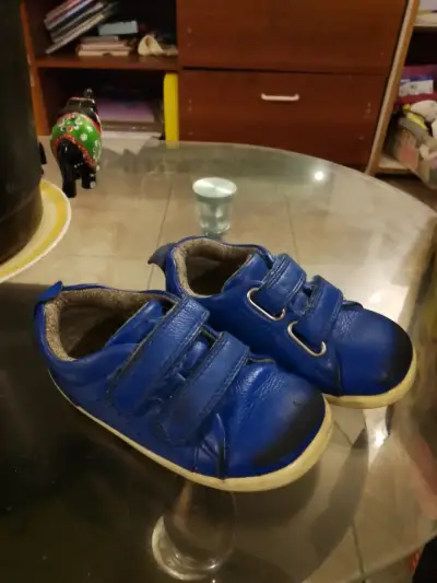 Zapatos azules para niños - miniatura 2