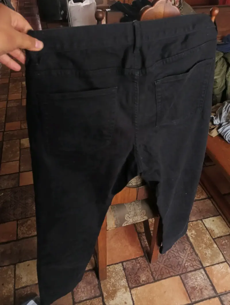 Jeans negros clásicos - 3