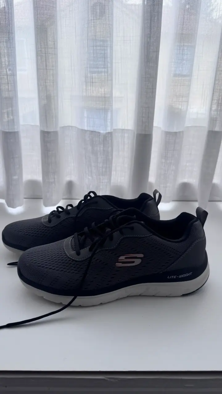 Zapatillas Skechers gris nuevas - 3